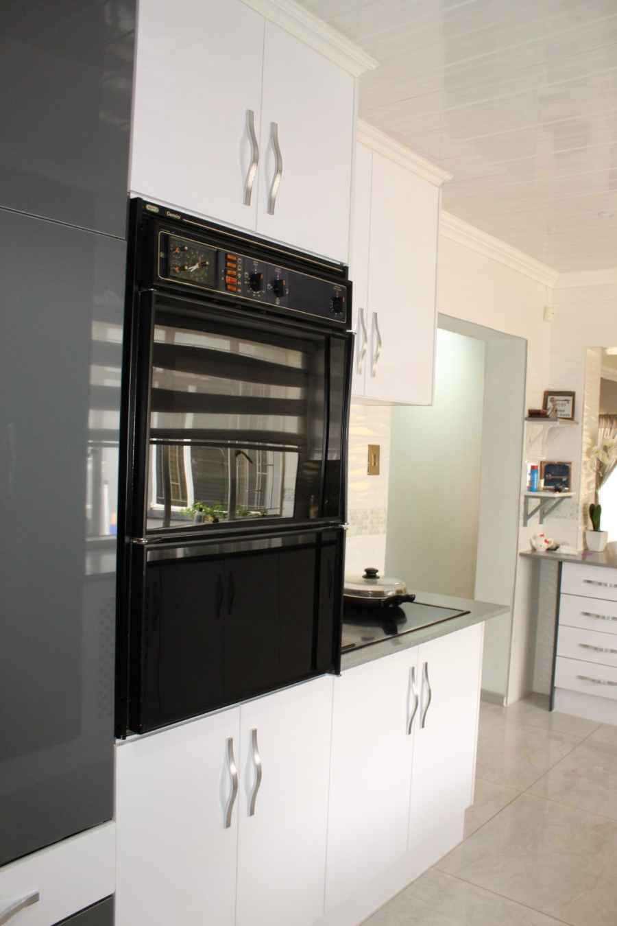 6 Bedroom Property for Sale in Ninapark Gauteng