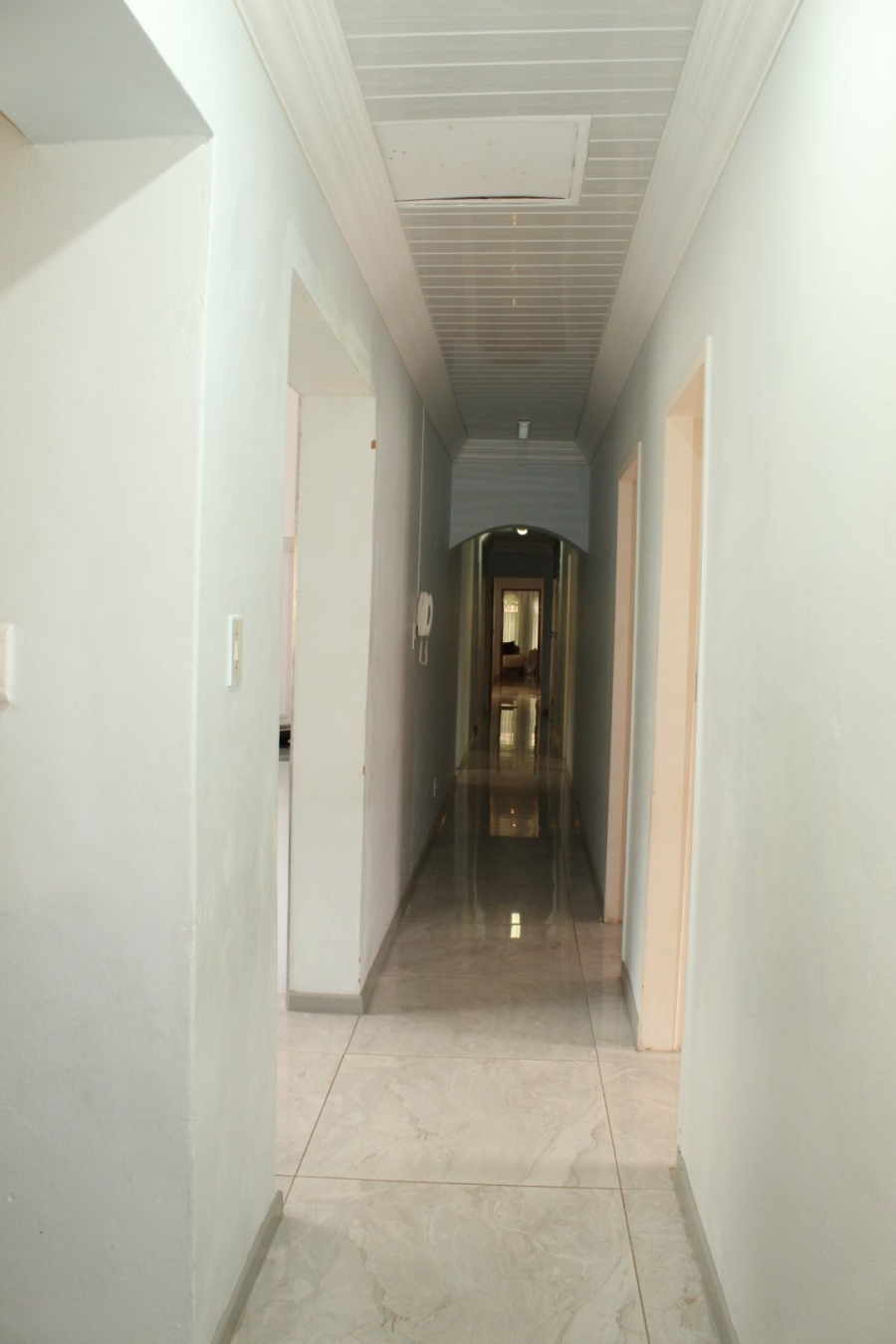 6 Bedroom Property for Sale in Ninapark Gauteng