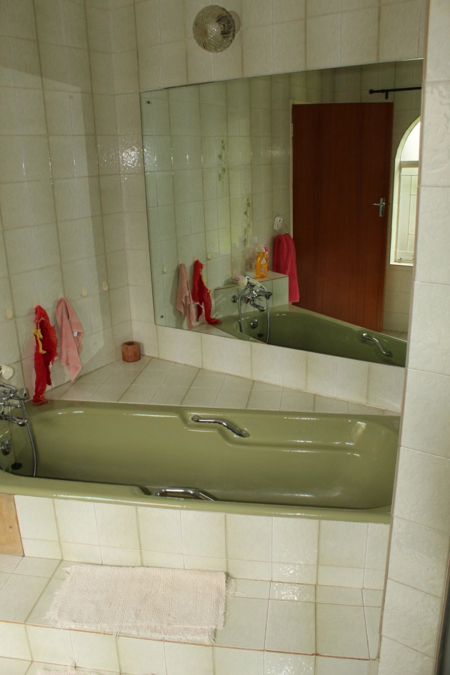 6 Bedroom Property for Sale in Ninapark Gauteng