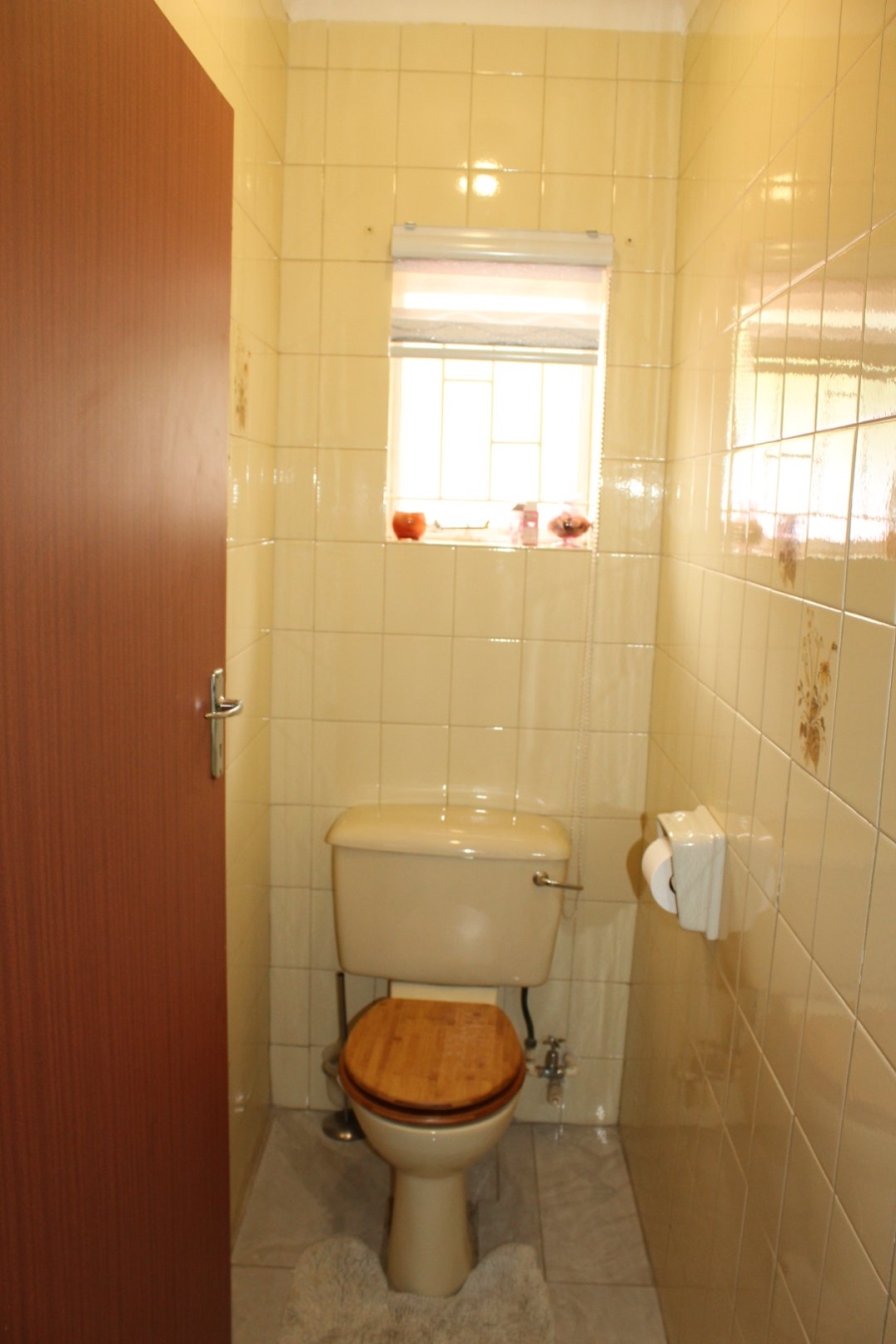 6 Bedroom Property for Sale in Ninapark Gauteng