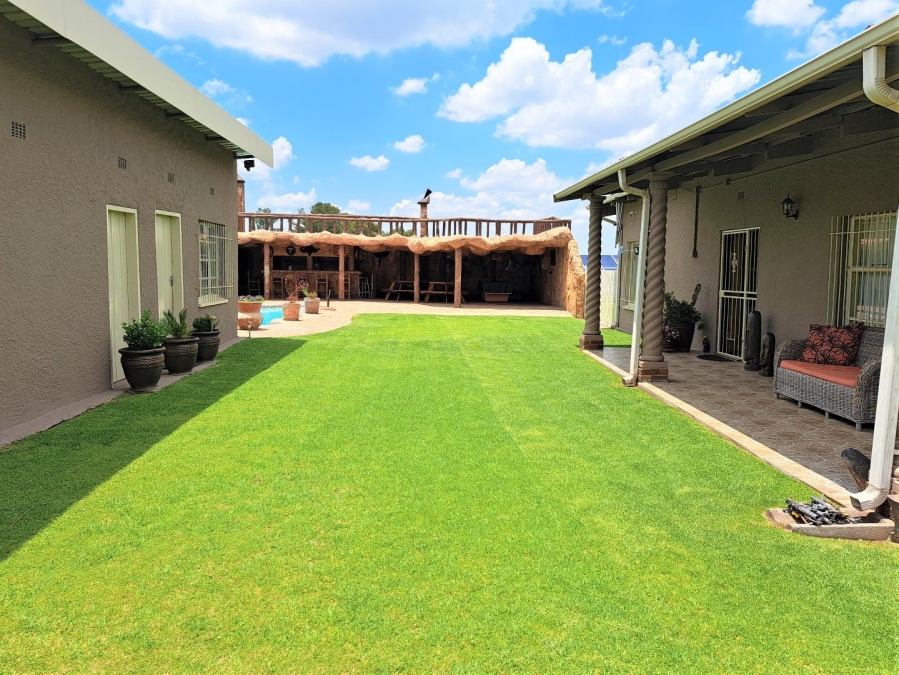 3 Bedroom Property for Sale in Nanescol Gauteng