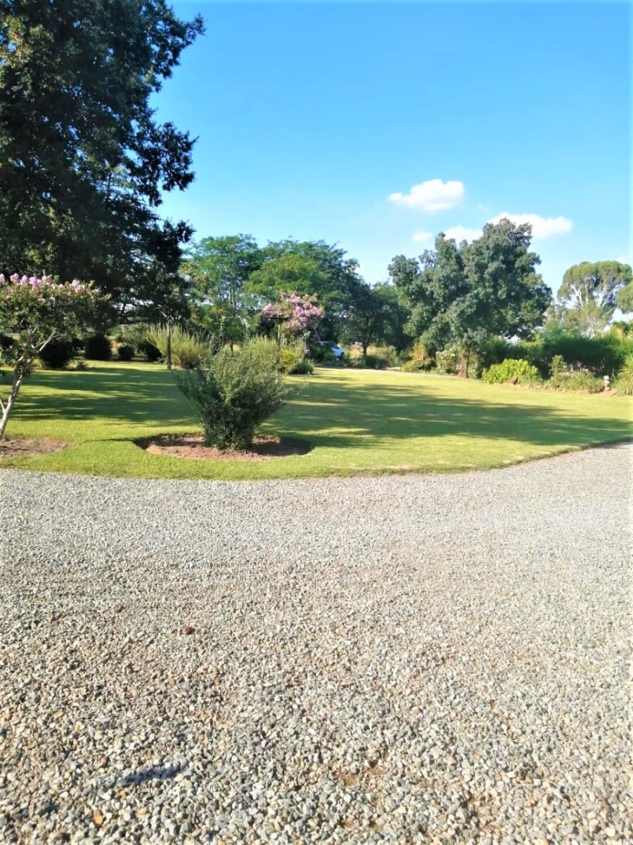3 Bedroom Property for Sale in Nanescol Gauteng