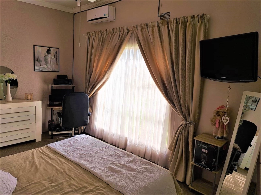 3 Bedroom Property for Sale in Nanescol Gauteng