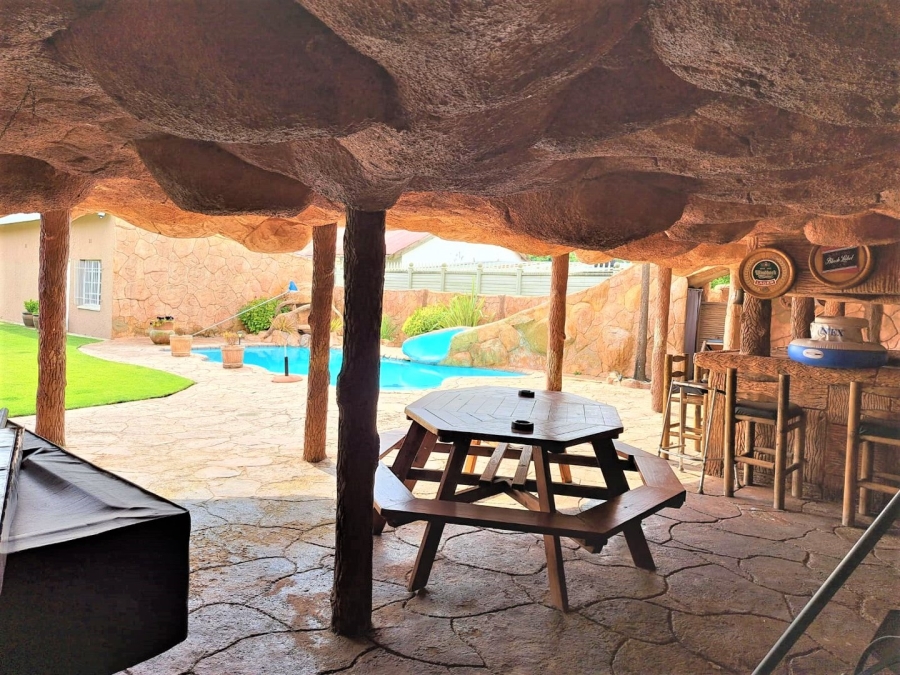 3 Bedroom Property for Sale in Nanescol Gauteng