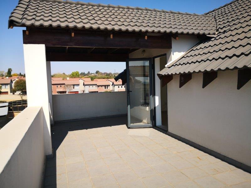 To Let 2 Bedroom Property for Rent in Dainfern Gauteng