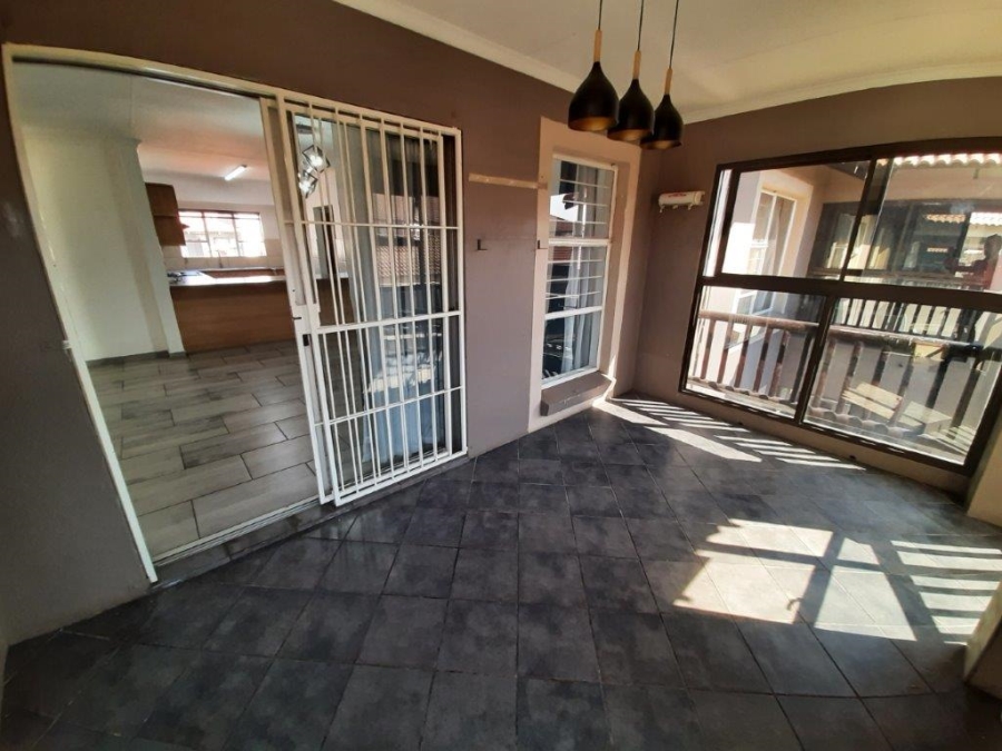 2 Bedroom Property for Sale in Van Dyk Park Gauteng