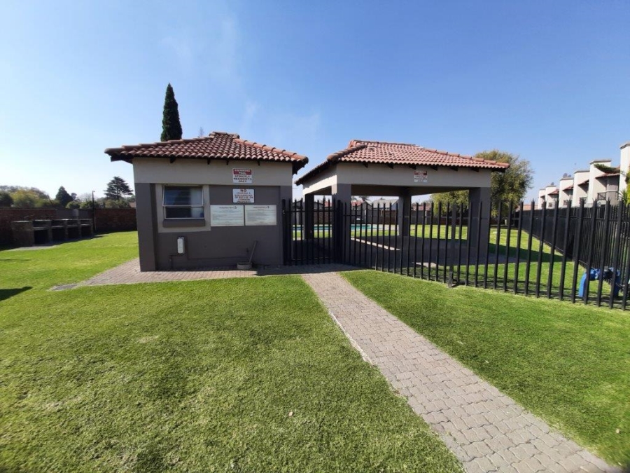 2 Bedroom Property for Sale in Van Dyk Park Gauteng