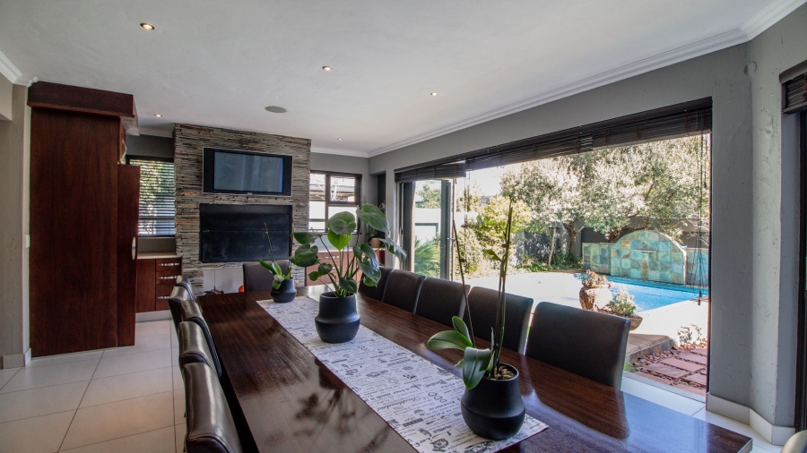 5 Bedroom Property for Sale in Serengeti Lifestyle Estate Gauteng