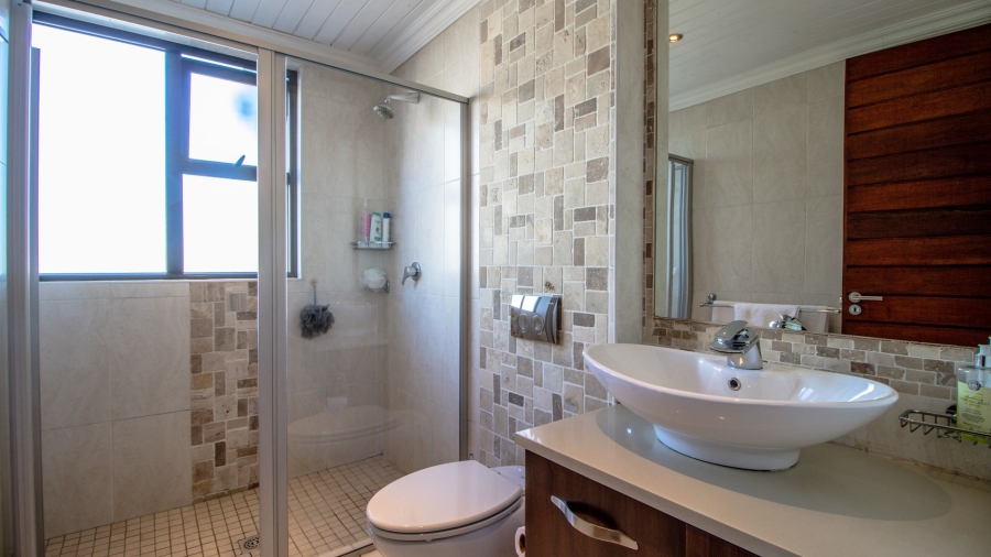 5 Bedroom Property for Sale in Serengeti Lifestyle Estate Gauteng