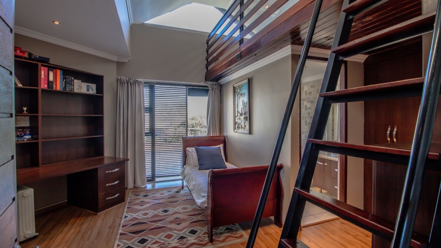 5 Bedroom Property for Sale in Serengeti Lifestyle Estate Gauteng