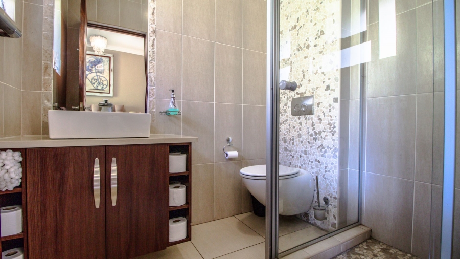 5 Bedroom Property for Sale in Serengeti Lifestyle Estate Gauteng