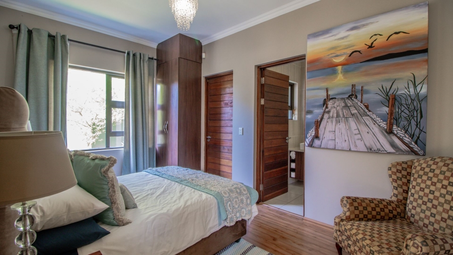 5 Bedroom Property for Sale in Serengeti Lifestyle Estate Gauteng
