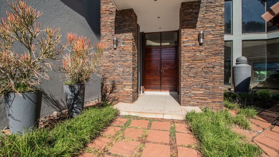 5 Bedroom Property for Sale in Serengeti Lifestyle Estate Gauteng