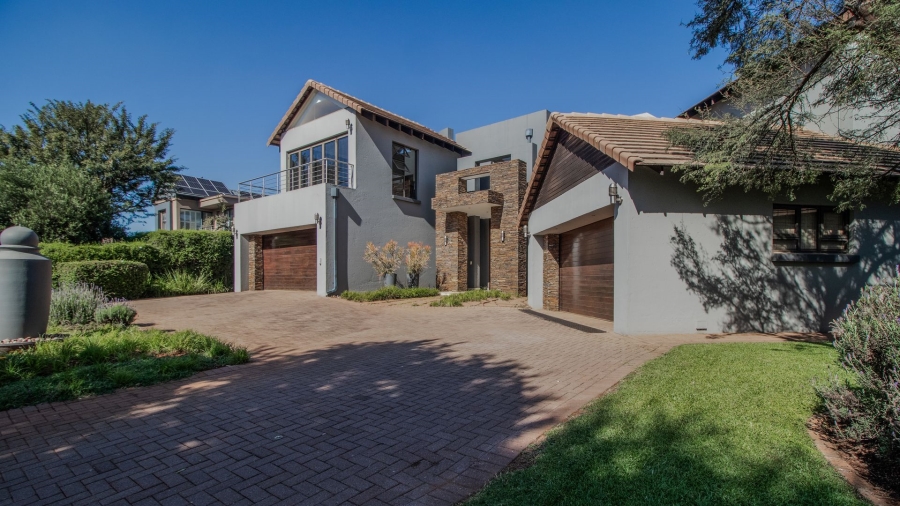 5 Bedroom Property for Sale in Serengeti Lifestyle Estate Gauteng