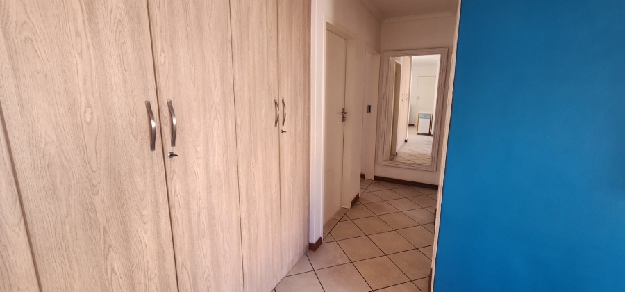 3 Bedroom Property for Sale in Eldoraigne Gauteng