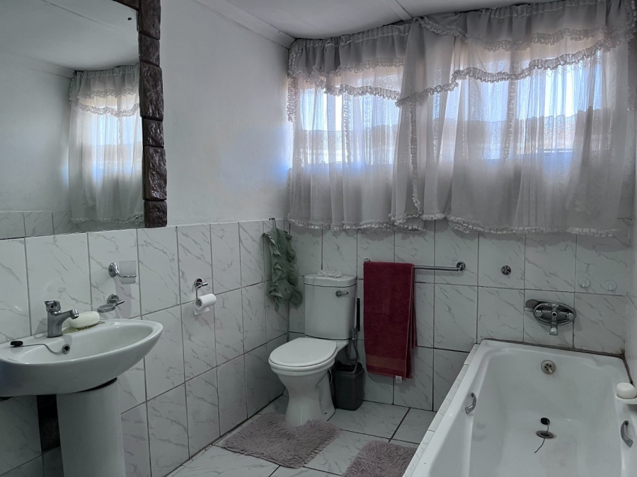 3 Bedroom Property for Sale in Noordloch Gauteng
