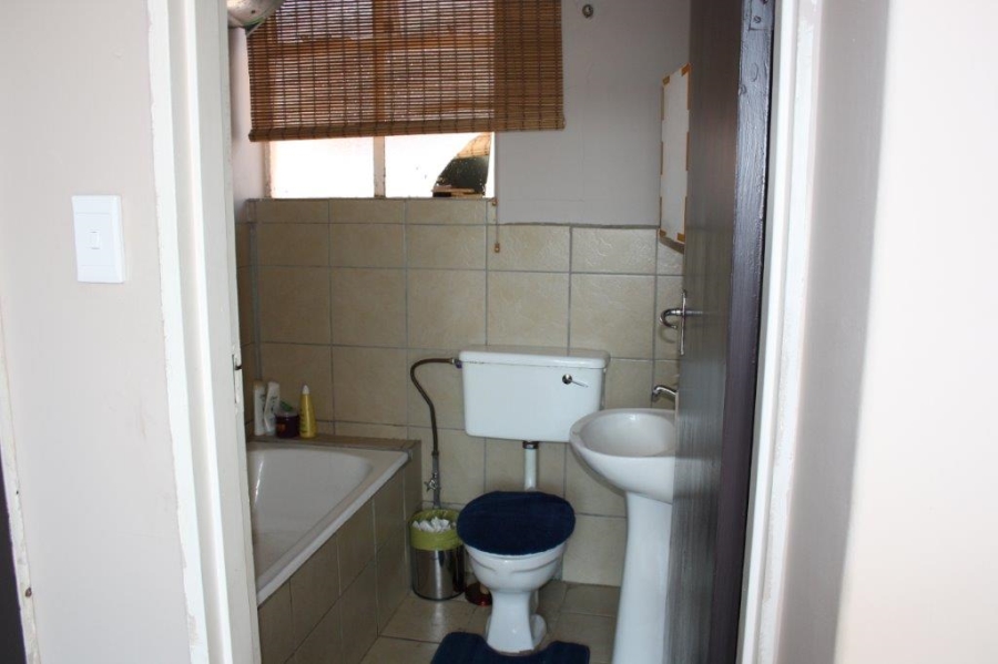 1 Bedroom Property for Sale in Florida Gauteng