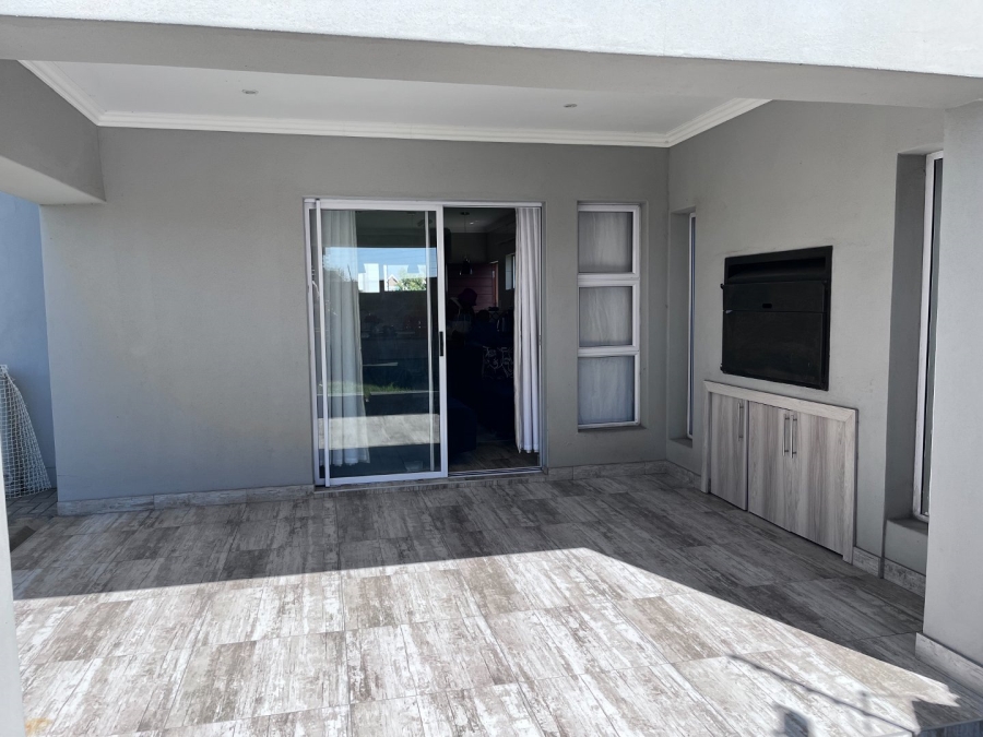 3 Bedroom Property for Sale in Riverspray Lifestyle Estate Gauteng