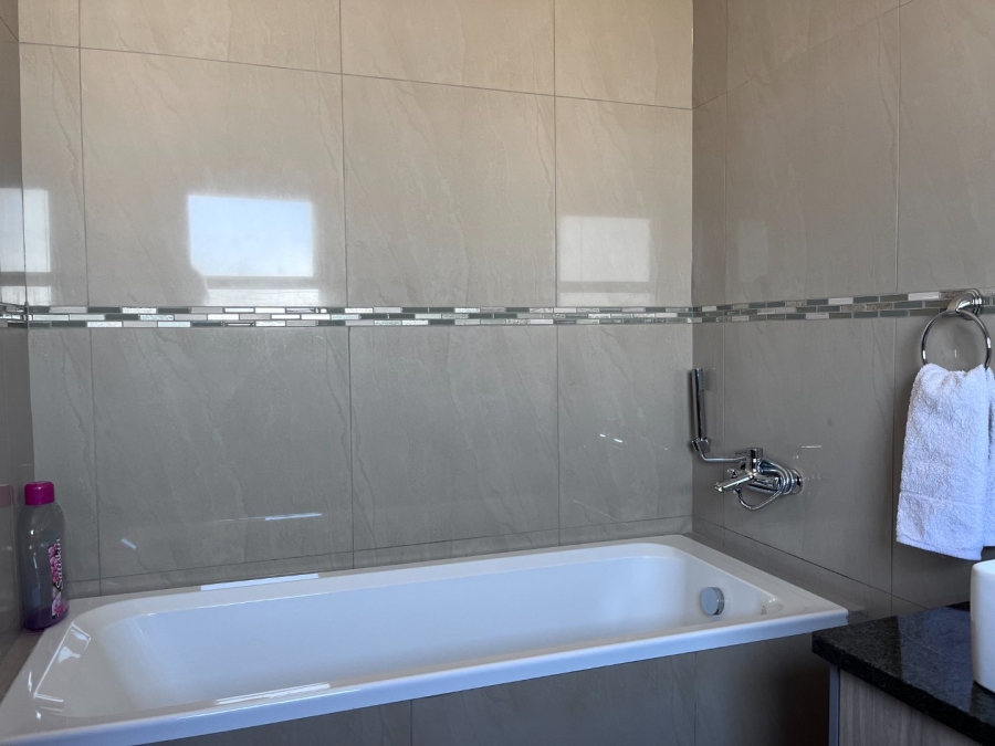 3 Bedroom Property for Sale in Riverspray Lifestyle Estate Gauteng