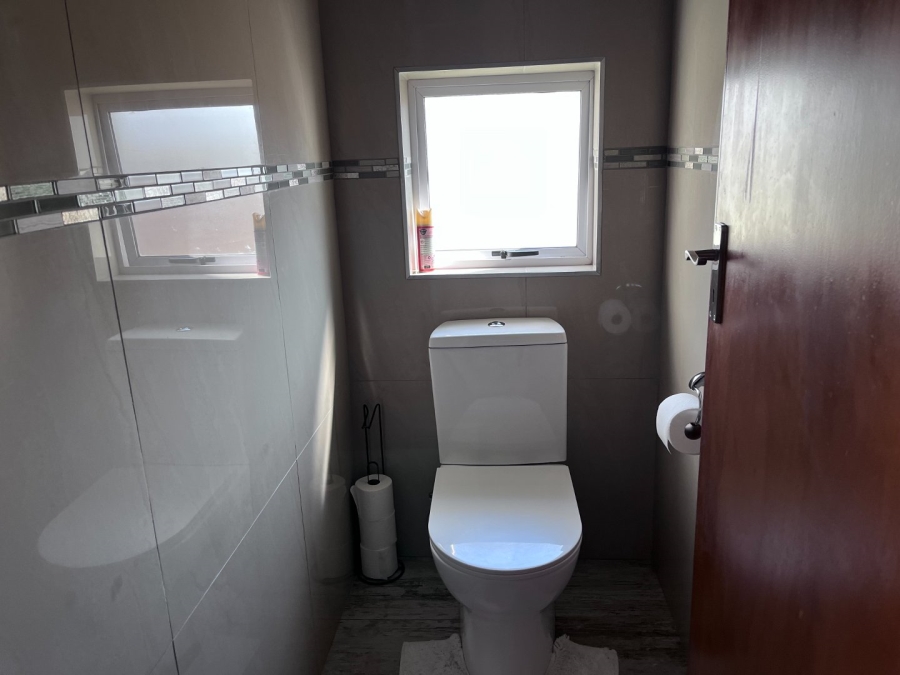3 Bedroom Property for Sale in Riverspray Lifestyle Estate Gauteng