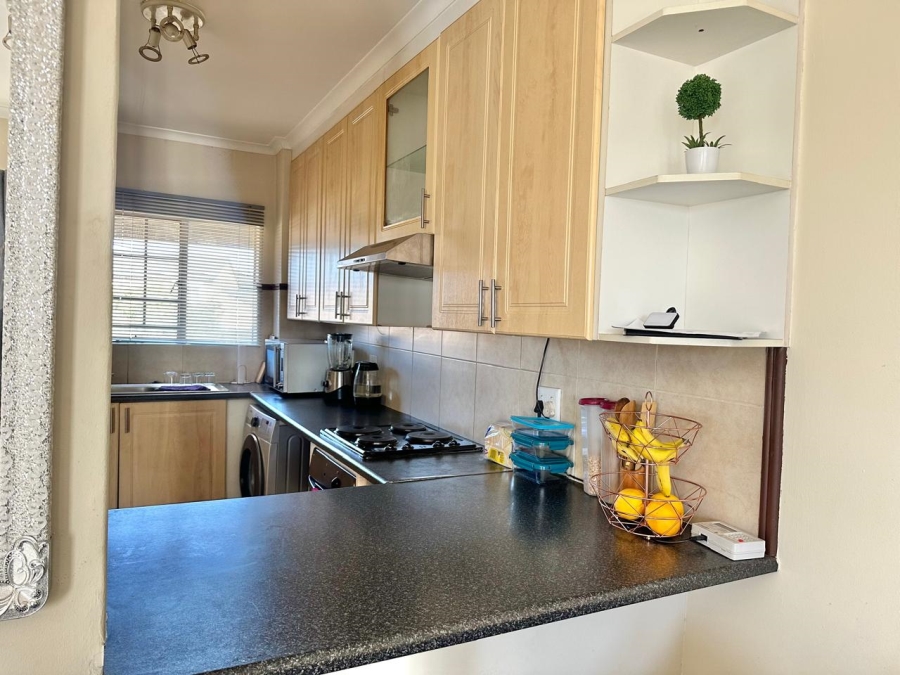 2 Bedroom Property for Sale in Monavoni Gauteng