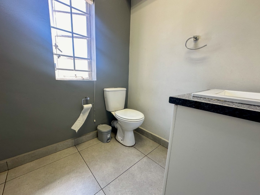 To Let commercial Property for Rent in Greenside Gauteng
