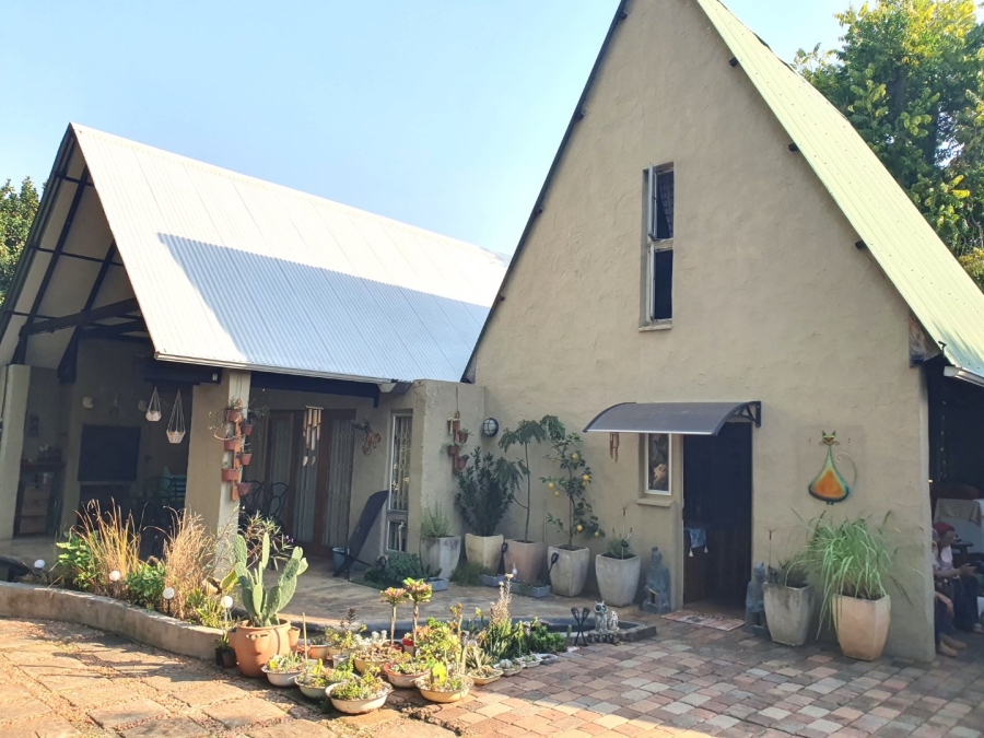 2 Bedroom Property for Sale in Wonderboom South Gauteng