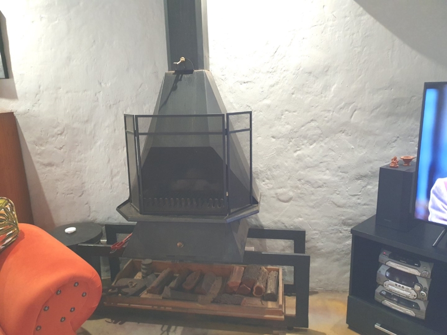 2 Bedroom Property for Sale in Wonderboom South Gauteng