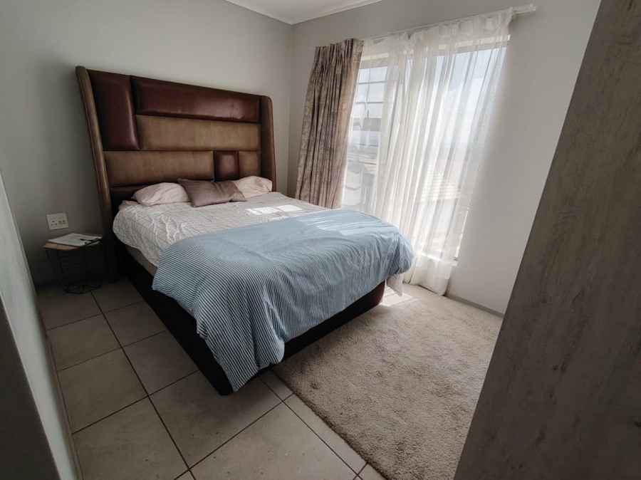 To Let 2 Bedroom Property for Rent in Amberfield Gauteng