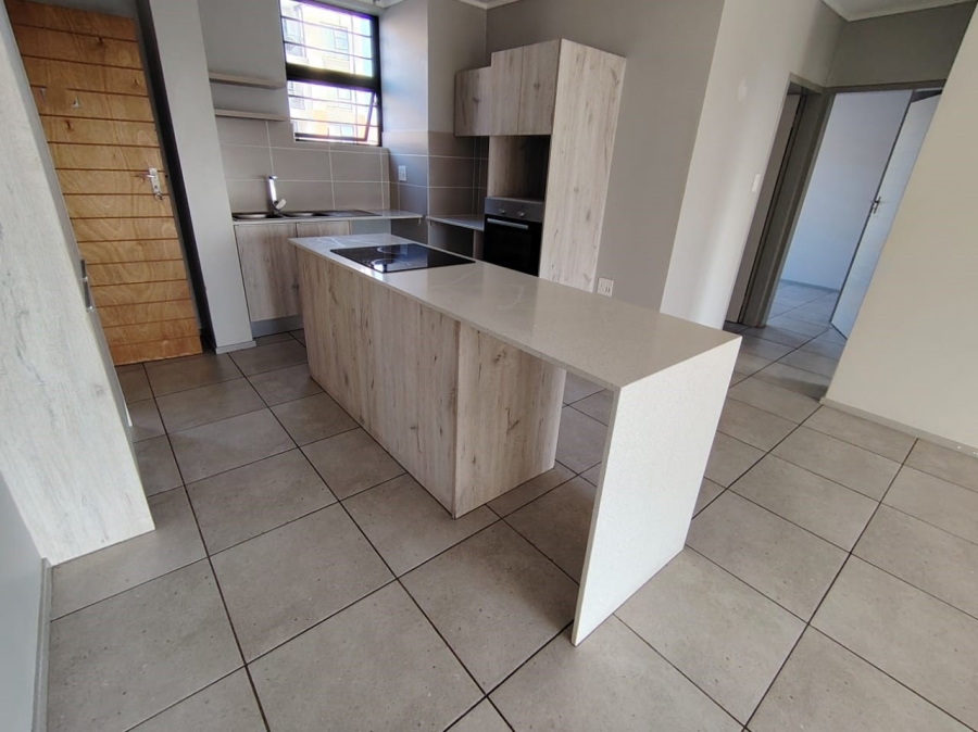 To Let 2 Bedroom Property for Rent in Amberfield Gauteng