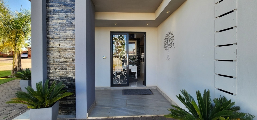 4 Bedroom Property for Sale in Raslouw Gauteng