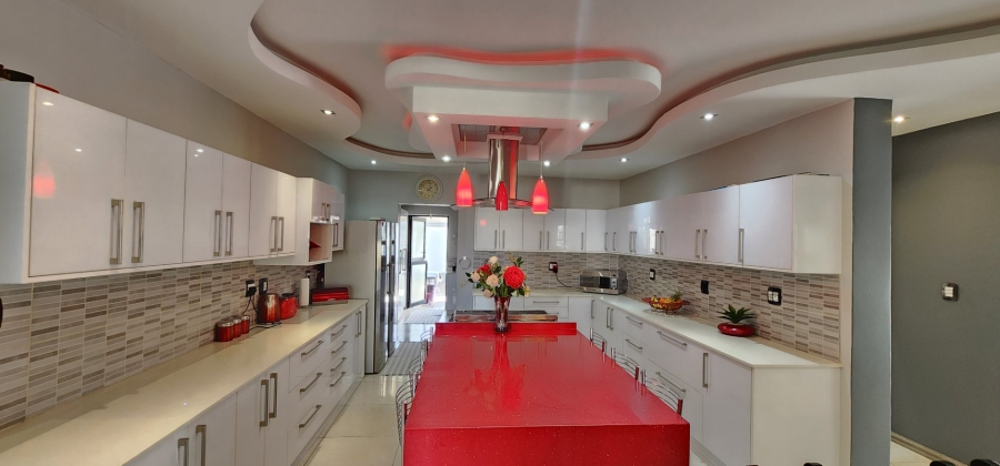 4 Bedroom Property for Sale in Raslouw Gauteng