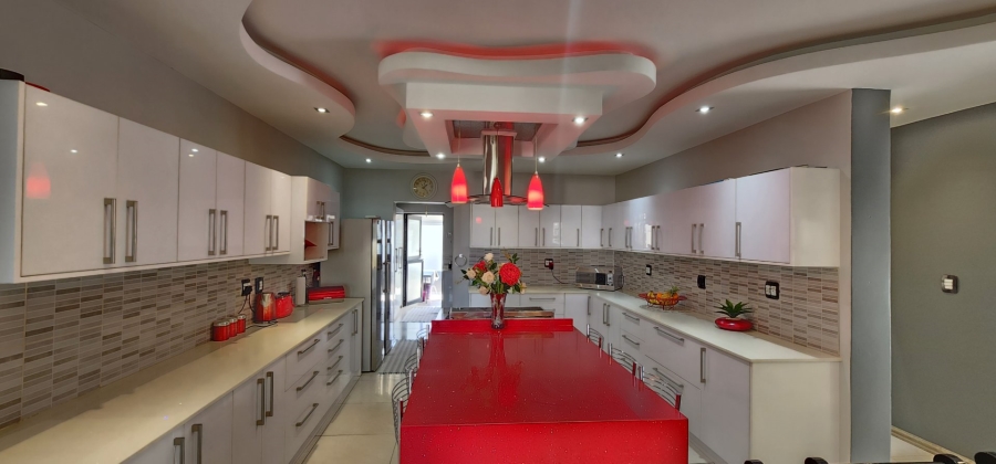 4 Bedroom Property for Sale in Raslouw Gauteng