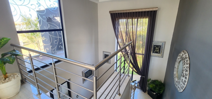 4 Bedroom Property for Sale in Raslouw Gauteng