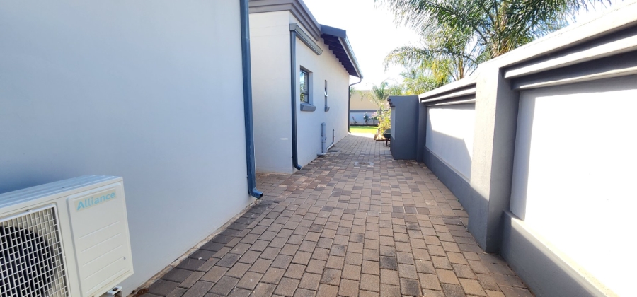4 Bedroom Property for Sale in Raslouw Gauteng