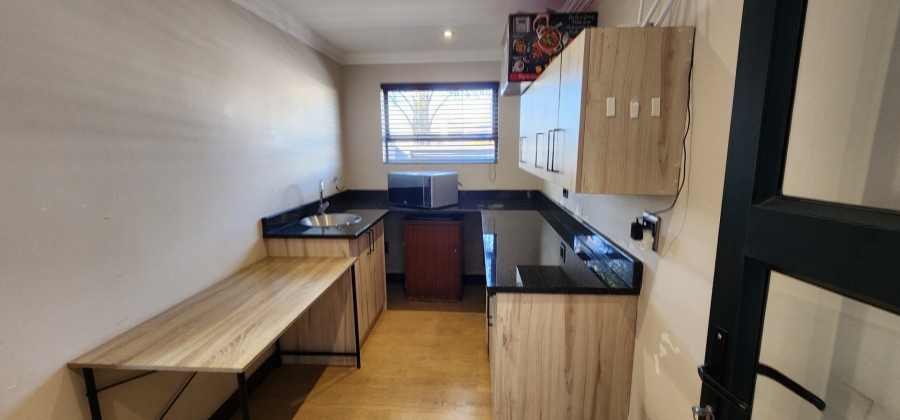 4 Bedroom Property for Sale in Raslouw Gauteng