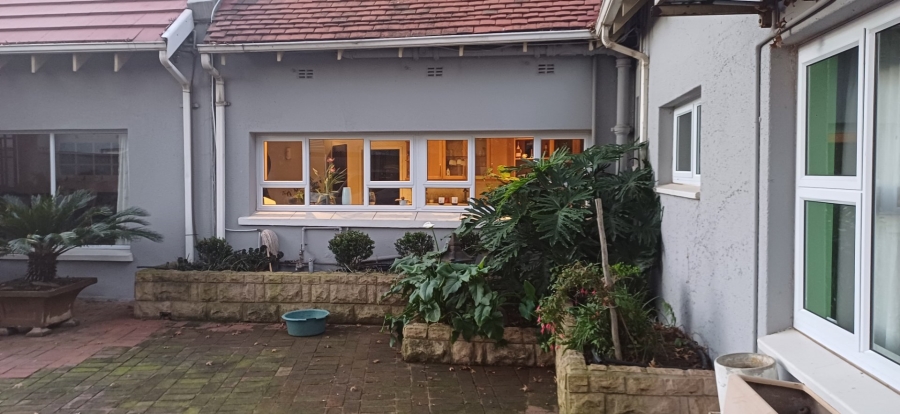 6 Bedroom Property for Sale in Lambton Gauteng