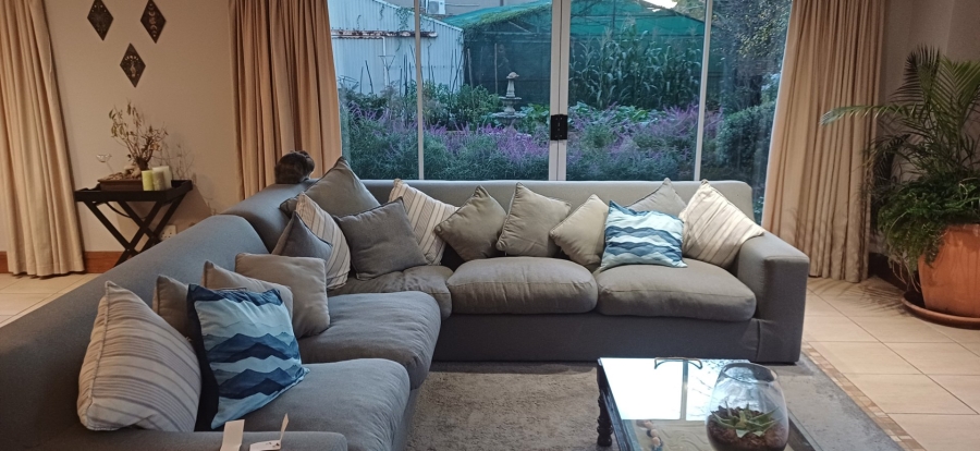 6 Bedroom Property for Sale in Lambton Gauteng
