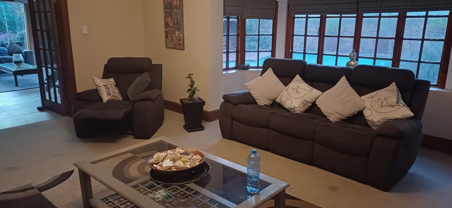 6 Bedroom Property for Sale in Lambton Gauteng