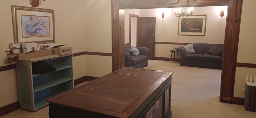 6 Bedroom Property for Sale in Lambton Gauteng