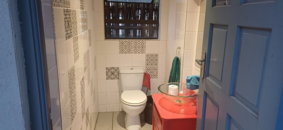 6 Bedroom Property for Sale in Lambton Gauteng