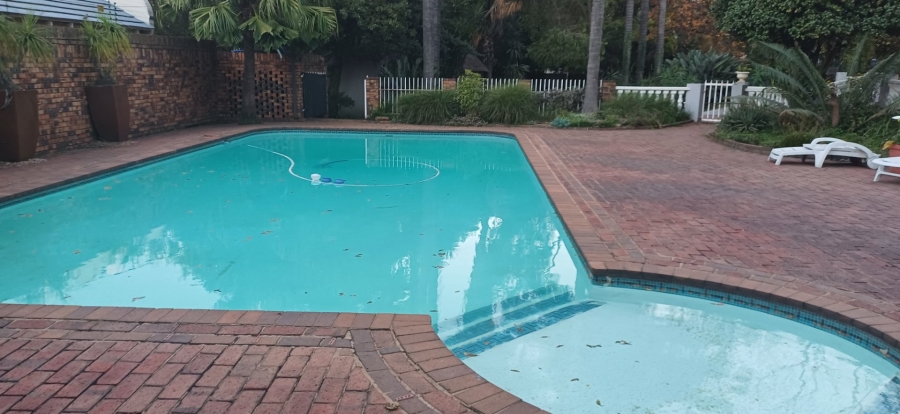 6 Bedroom Property for Sale in Lambton Gauteng