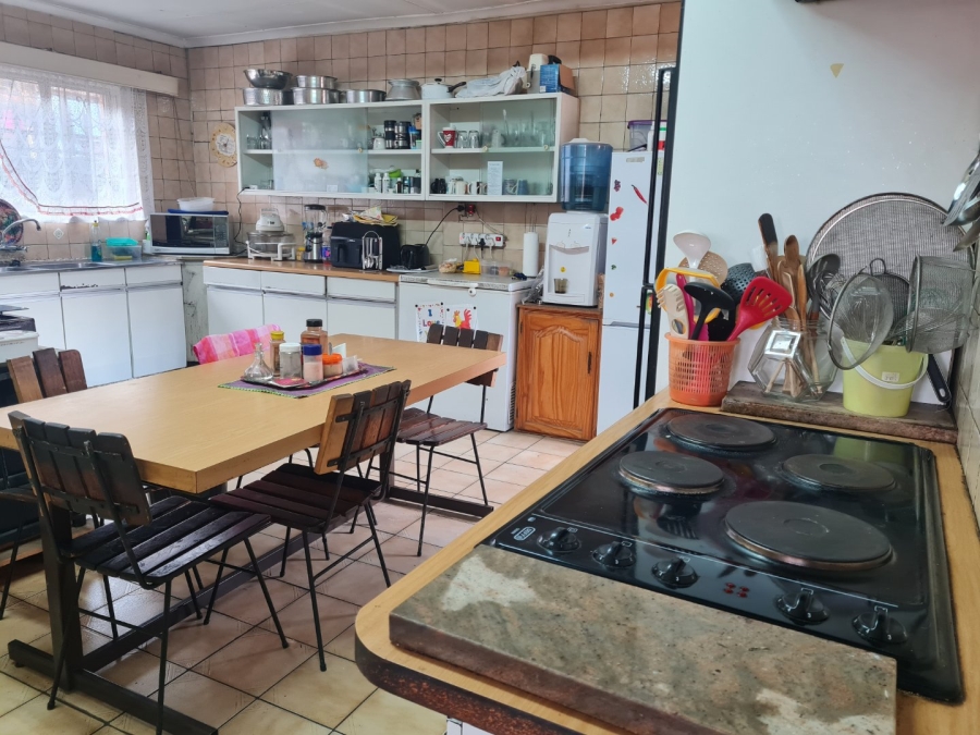 4 Bedroom Property for Sale in Reigerpark Gauteng