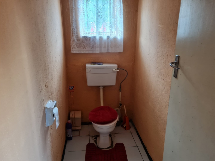 4 Bedroom Property for Sale in Reigerpark Gauteng