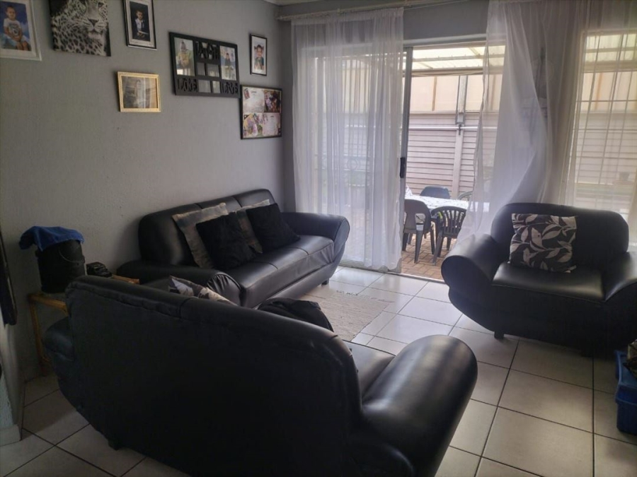 2 Bedroom Property for Sale in Brentwood Park Gauteng