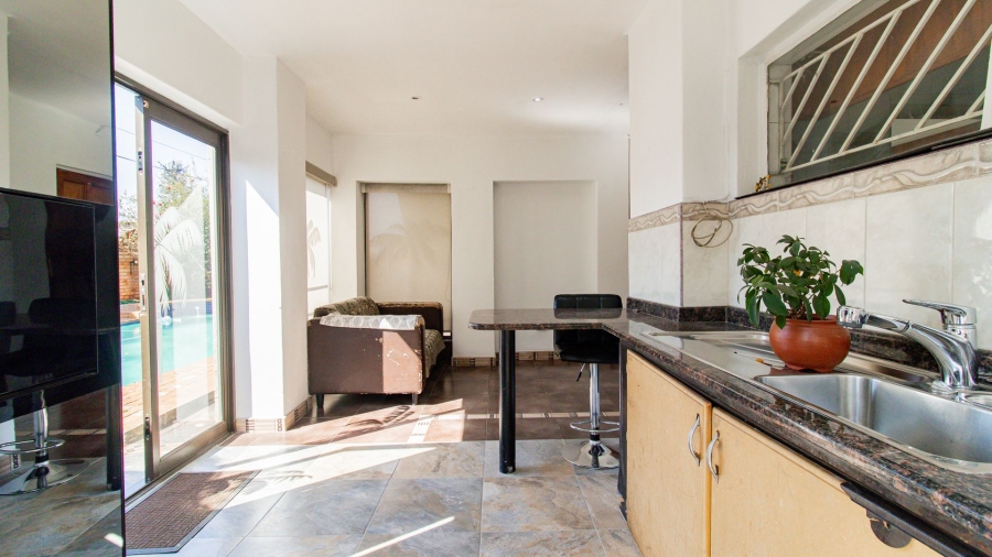 4 Bedroom Property for Sale in Lenasia Ext 8 Gauteng