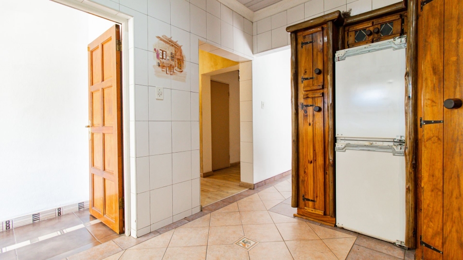 4 Bedroom Property for Sale in Lenasia Ext 8 Gauteng