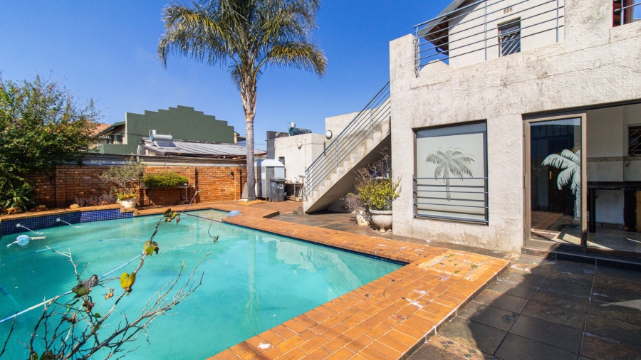 4 Bedroom Property for Sale in Lenasia Ext 8 Gauteng