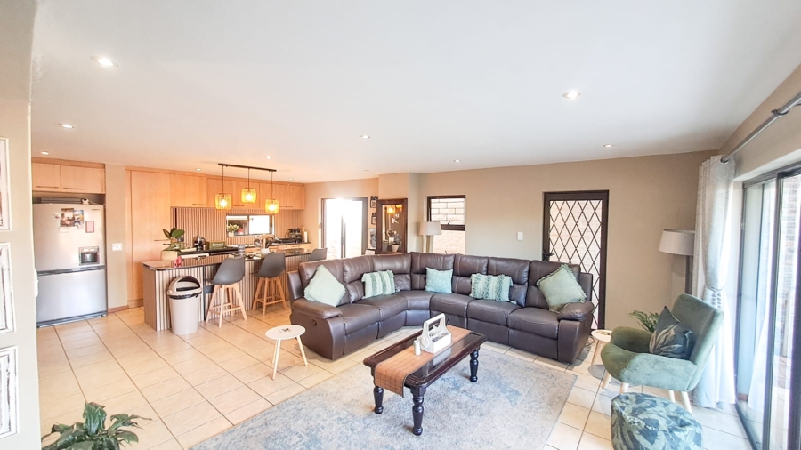 3 Bedroom Property for Sale in Olympus AH Gauteng