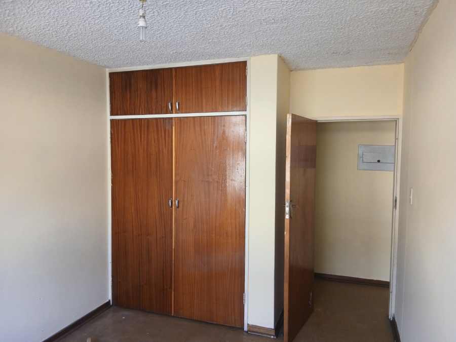 2 Bedroom Property for Sale in Pretoria West Gauteng